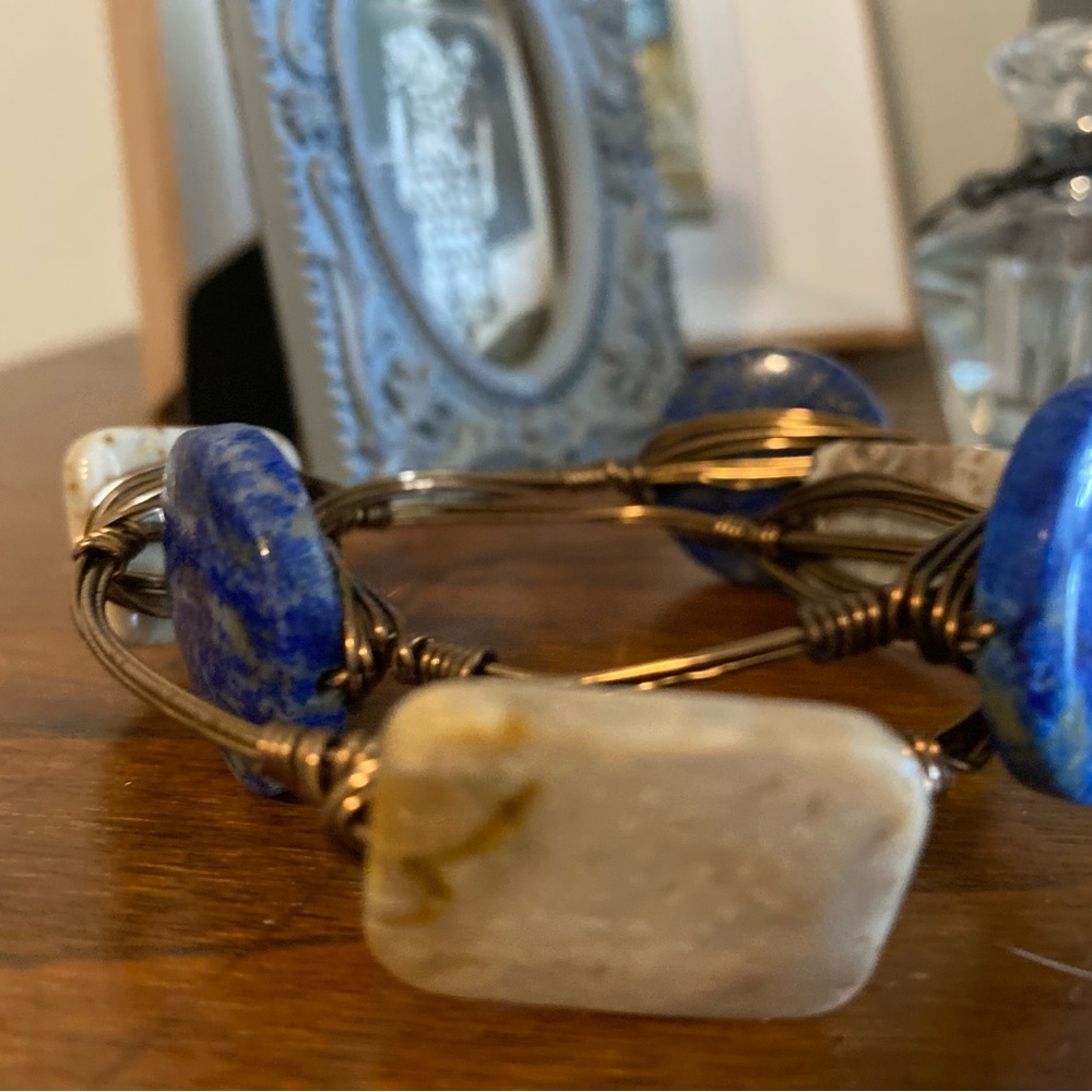 Blue and Cream Stone Wire Bracelet